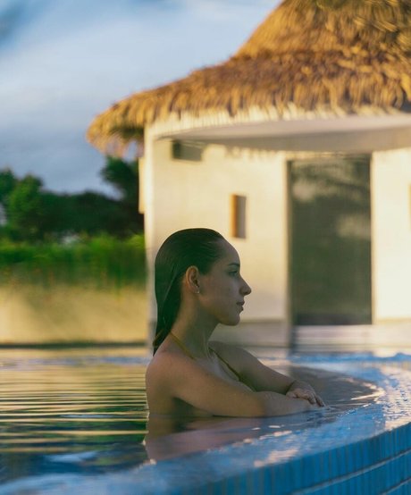 Mirys model beautiful galleries