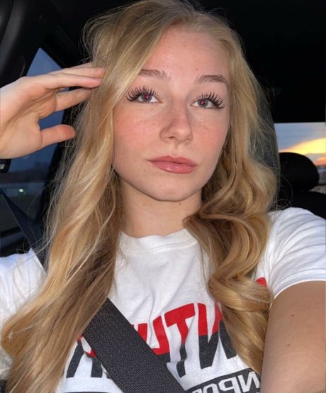 Hannah Alyssa Woods nice pornstar pictures