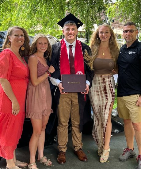 Hannah Alyssa Woods pornstar pretty img