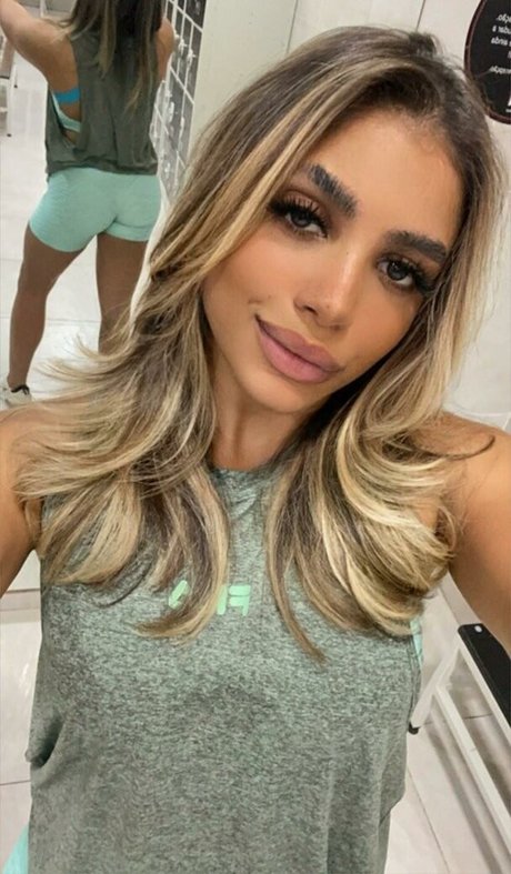 naomii69 pornstar naked picture