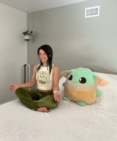 Kora Raw pornstar sexy galleries