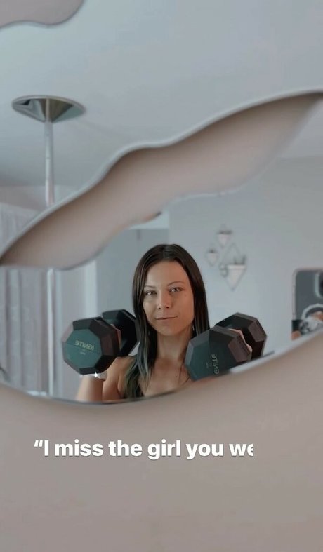 Kora Raw nudes star images