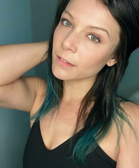 Kora Raw star hot pic