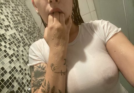 Sweet Mila art pornstar pictures