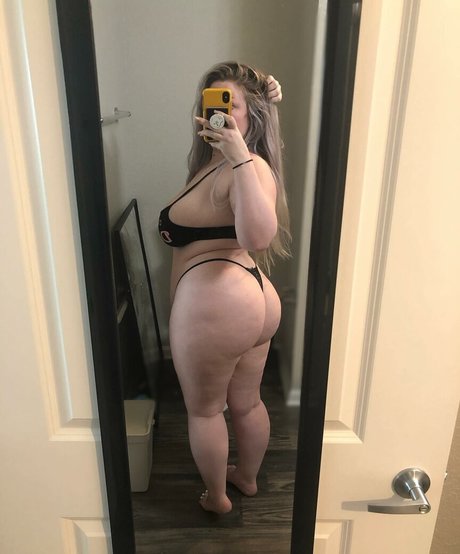 Bailey Bee star sex pictures