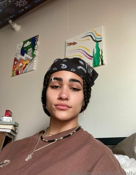 chalially xxx pornstar pics