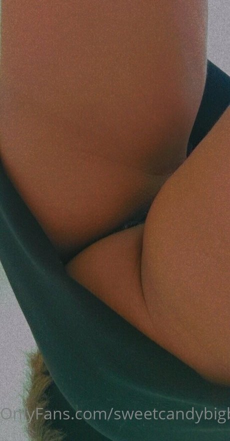 sweetcandybigboobs erotic model archive