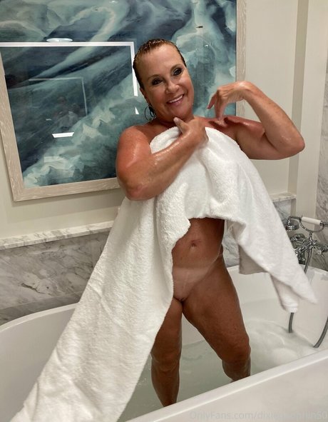 dixiedauphin50 star xxx picture