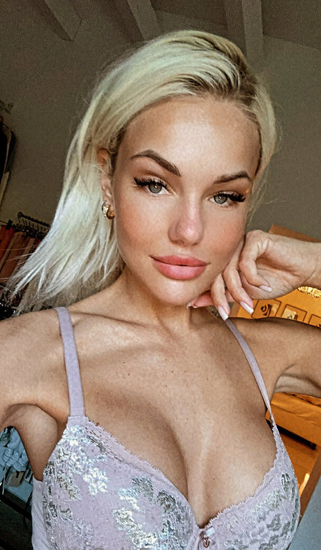 Sofya Zhuk nudes pornstar gallery