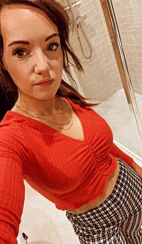 Maisey Brooks star perfect photos