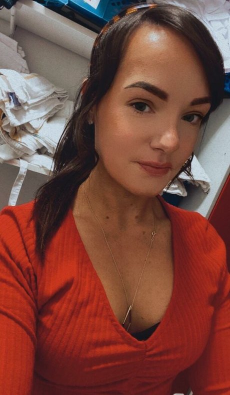 Maisey Brooks sex actress img