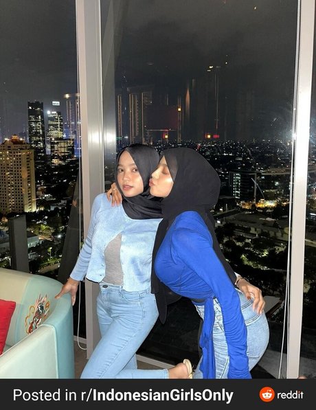 oklinfia free model photos