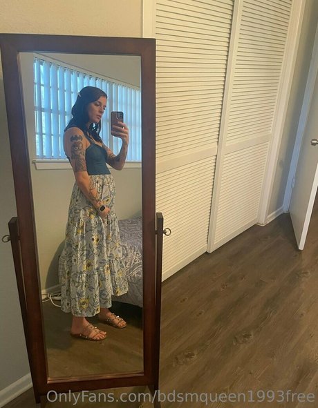 bdsmqueen1993free xxx star pics