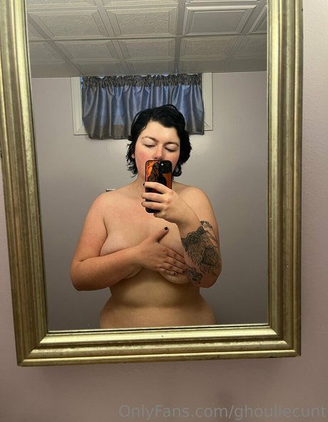 ghouliecunt star art pics