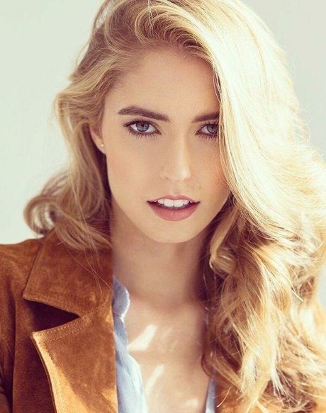 Amy Neville star high quality picture