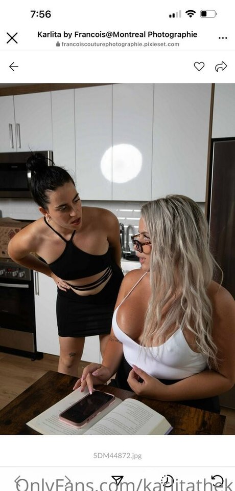 karlitathek star top photo