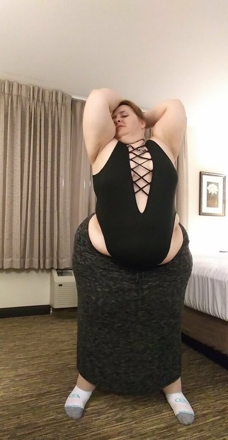 bbw4red20 model galleries