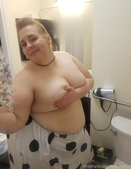 bbw4red20 pornstar naked pic