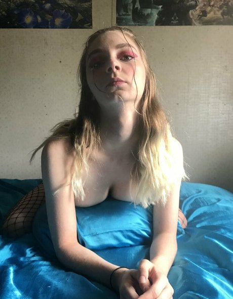 cheycheytaylor nude actress pictures