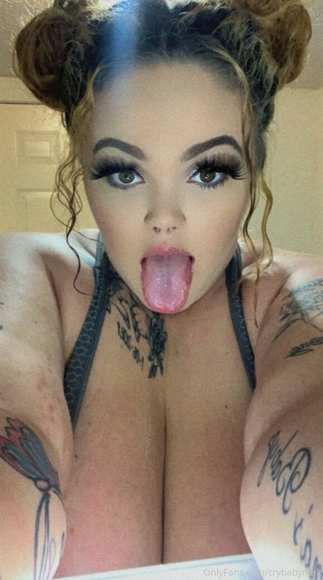 crybabymak pornstar hot photos