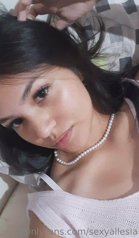 bunnyallesia top actress picture