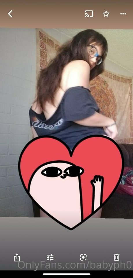 babyph0 model pornographic image