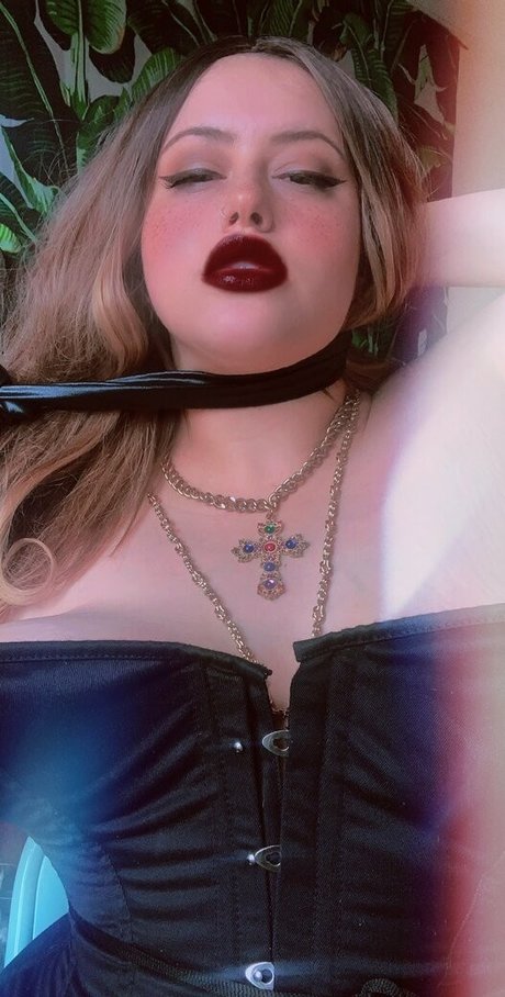 badbabyprincessx perfect model image