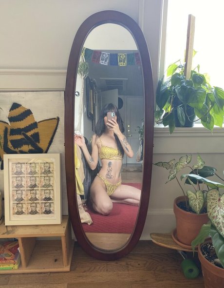 whoreticulture model hd img