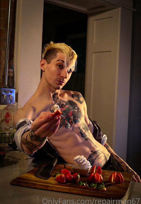 latina solo onlyfans art naked gallery