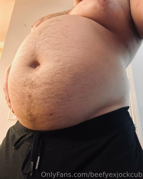 beefyexjockcub model photo