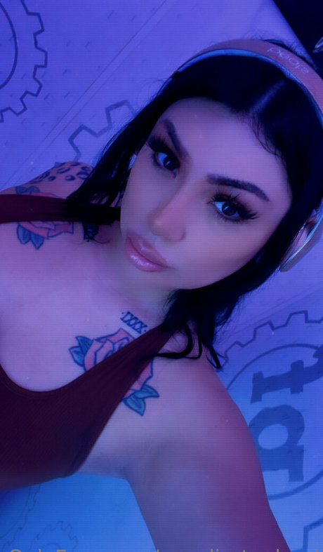 wendi stephani hd star picture