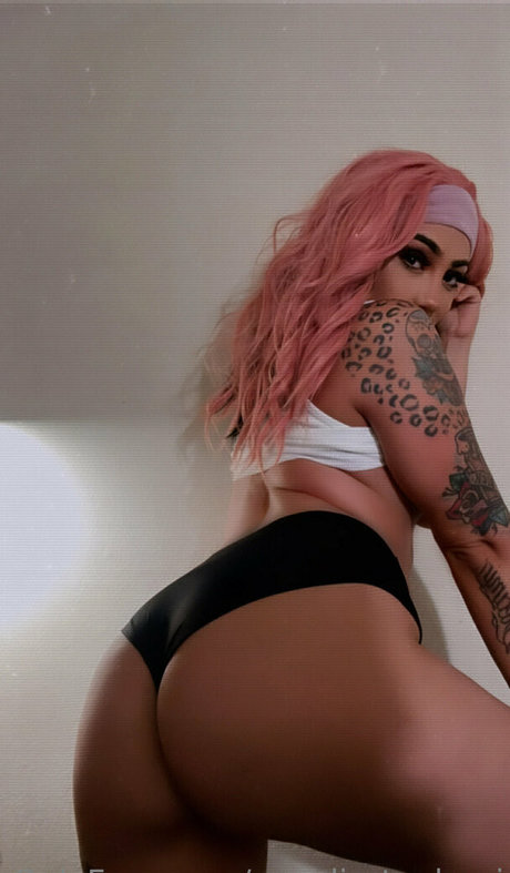 wendi stephani naked star photo