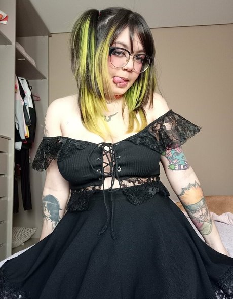 freecyber nyxie sexy star image