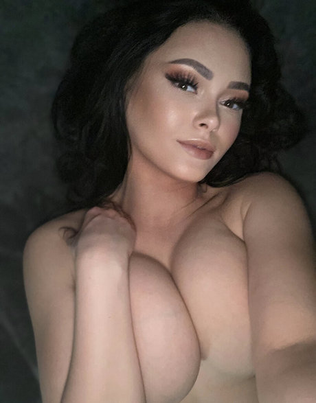 Michelleyroo art pornstar pictures