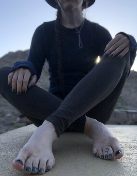 cutewebbies pornographic model photo