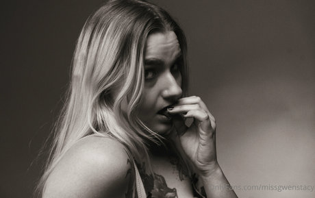 missgwenstacy pornstar nude galleries