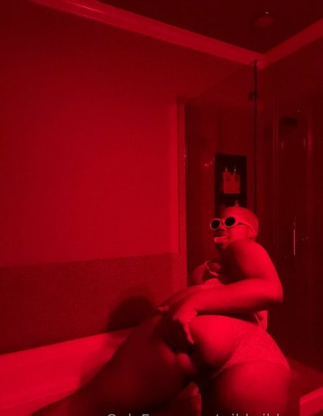 gimmiraxxx model beautiful photos