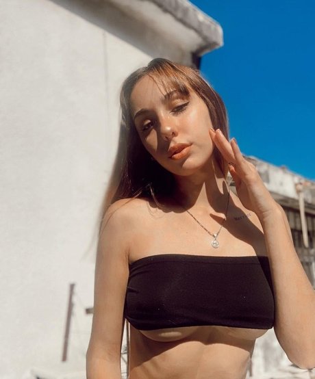 agusdigri star nudes photos