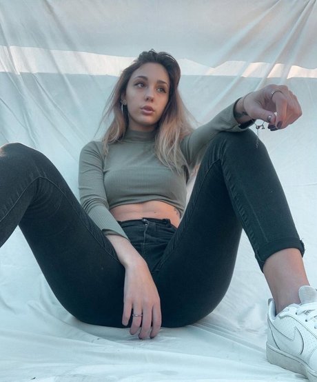 squat riding onlyfans nudes gallery