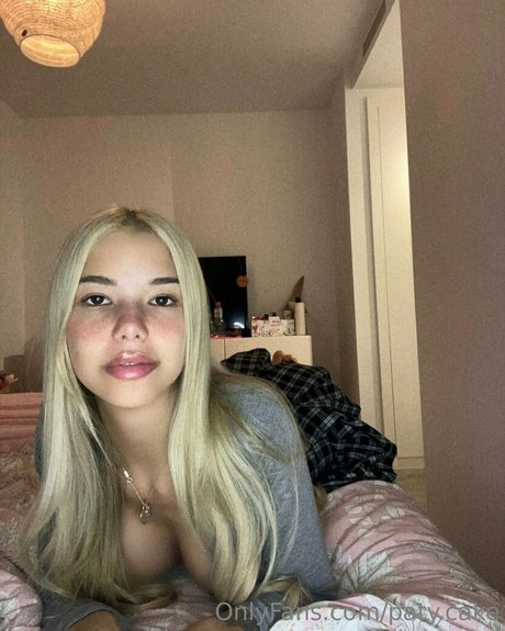 Paty Cake nudes actress gallery