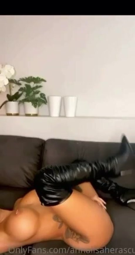 Anna Lisa Herascu sexy model archive