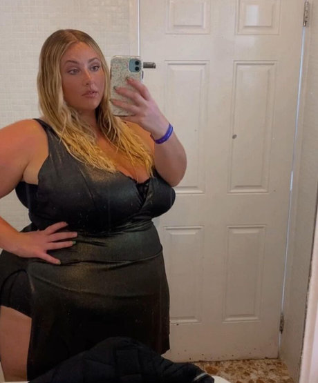 fat pussy onlyfans top img