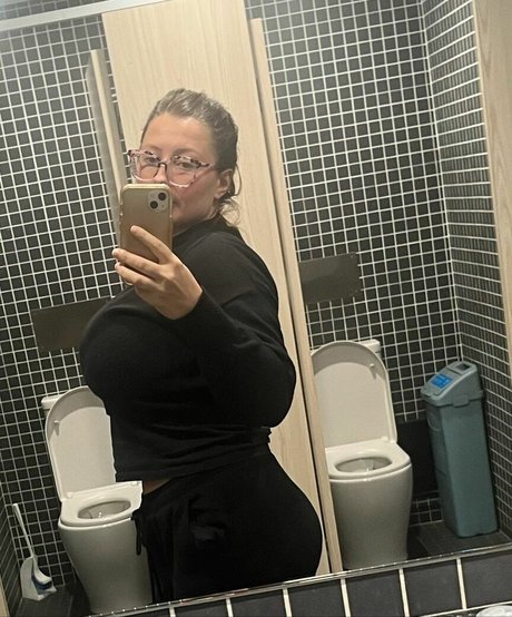 mechanic onlyfans sexy naked image