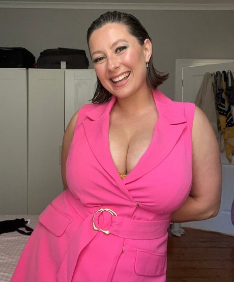 tiktok stars onlyfans nude photo