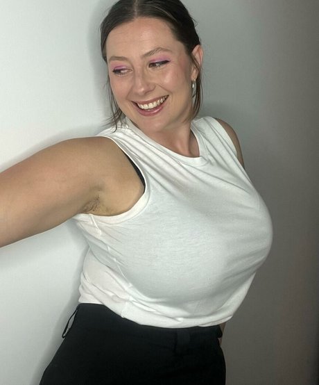 SliceOfSalami nude actress img