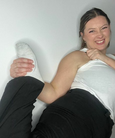 mature asian onlyfans naked picture