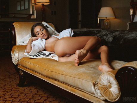 social media influencer onlyfans nude img