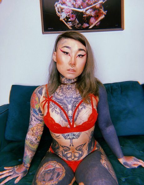 Sif Blvck star nude pic