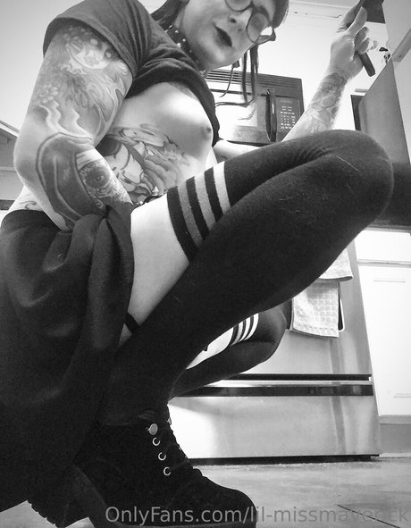 lil missmaverick model hd images