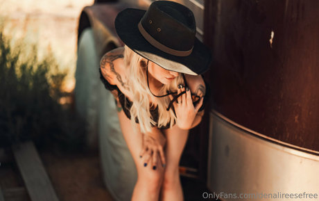 denalireesefree pornstar nice pictures